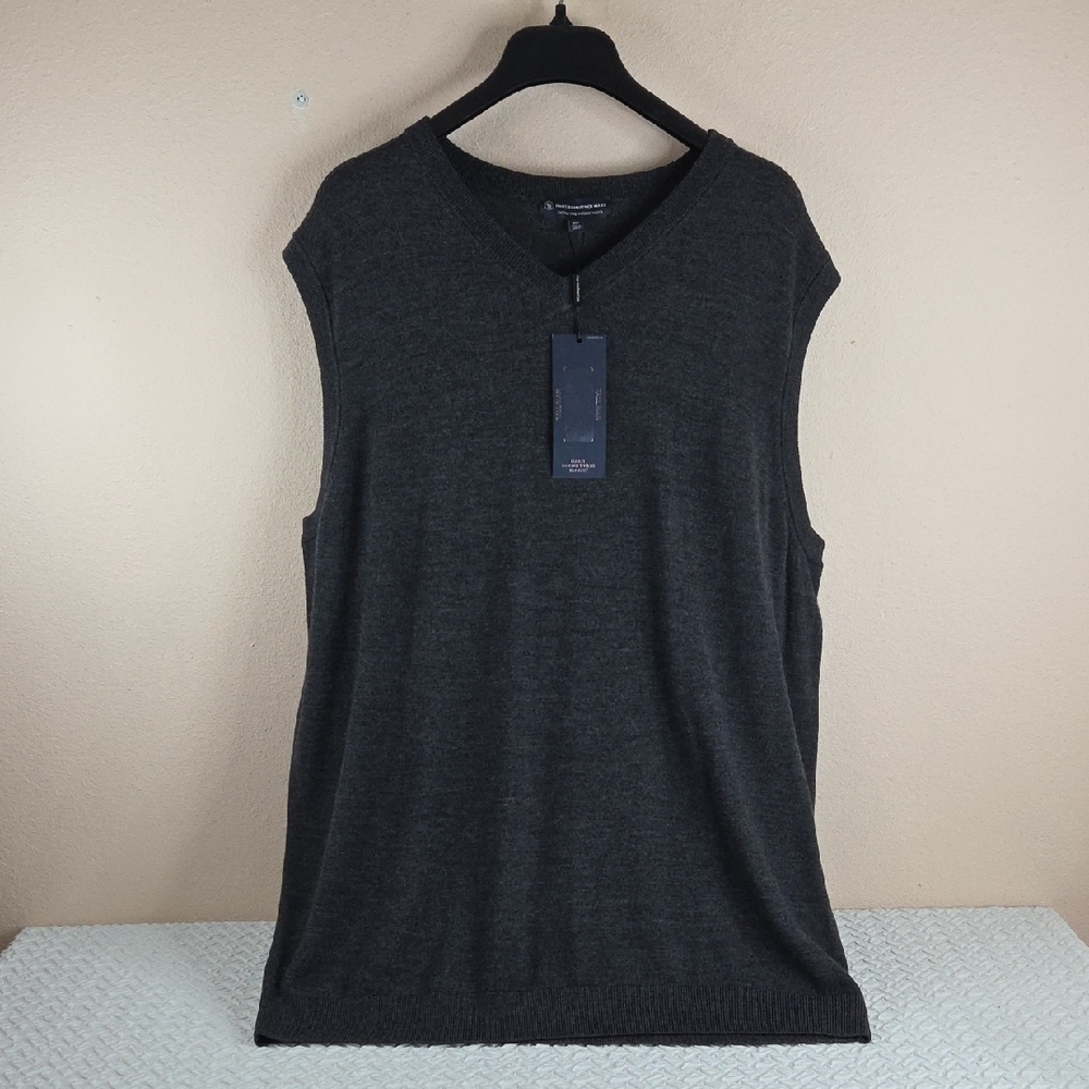 Hart Schaffner Marx Mens 2XT Grey Vest 100% Fine Merino Wool